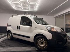 FIAT Fiorino 8-Fach USB