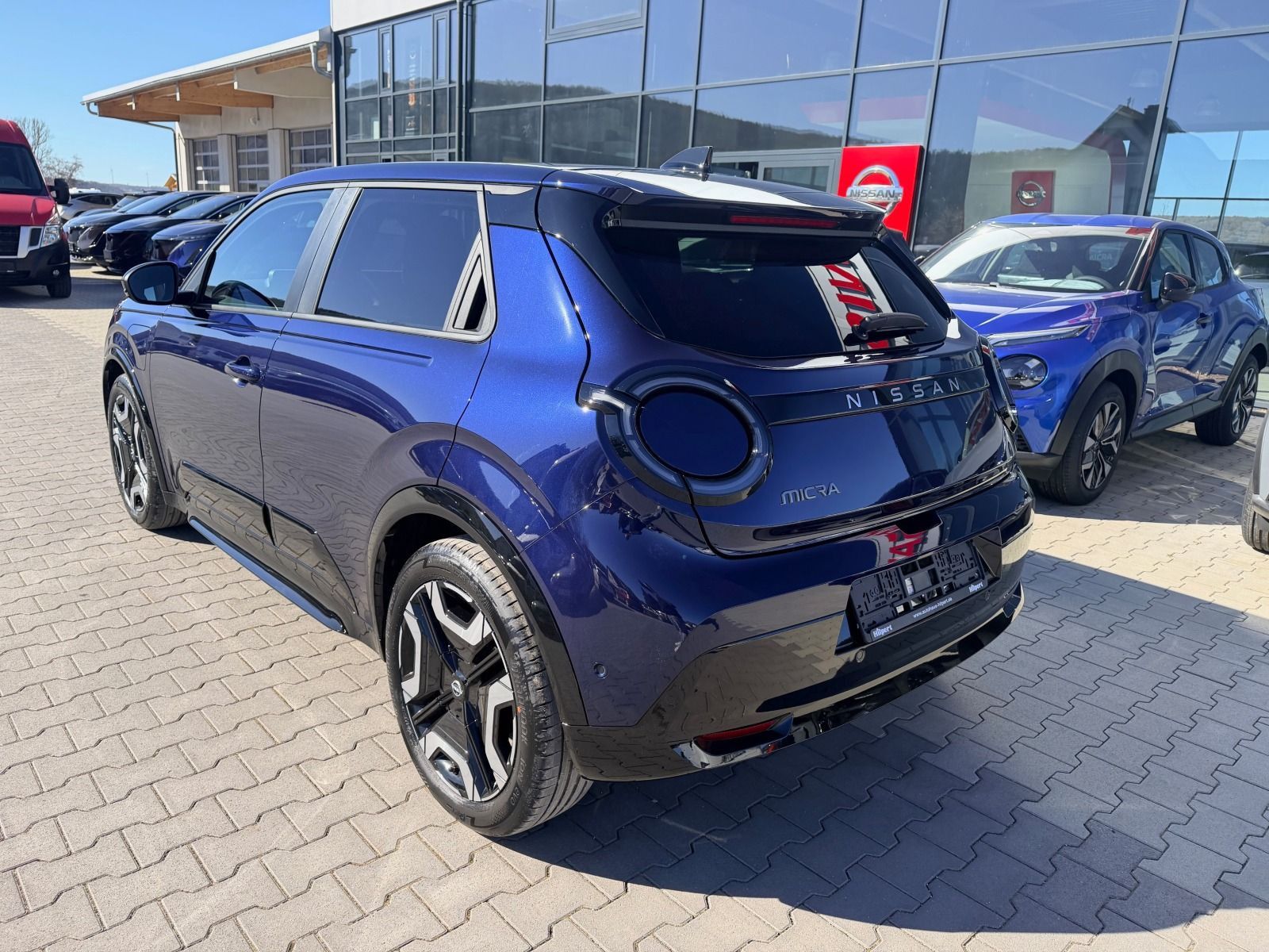 Nissan Micra Advance 40 kWh WINTER ICONIC imagem 3