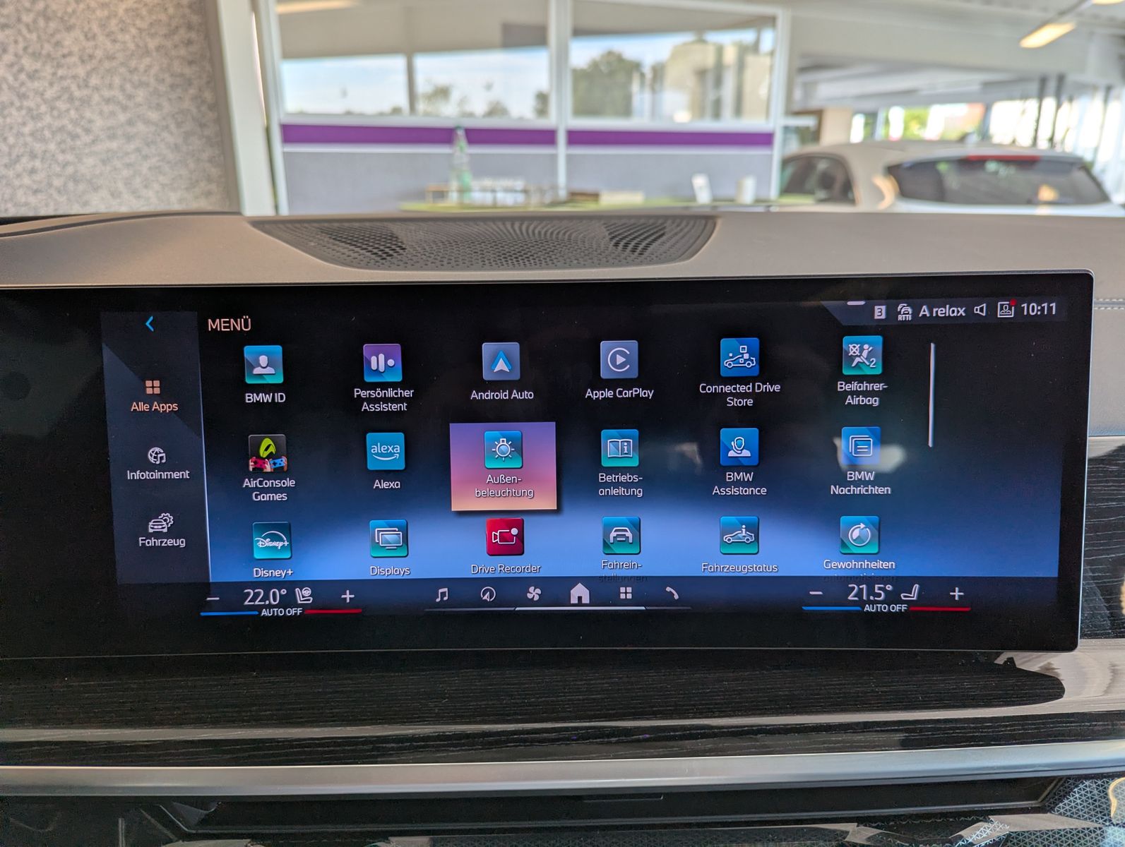 Fahrzeugabbildung BMW X5 40 d xD M-Sport Innov. Travel Merino AHK 21"