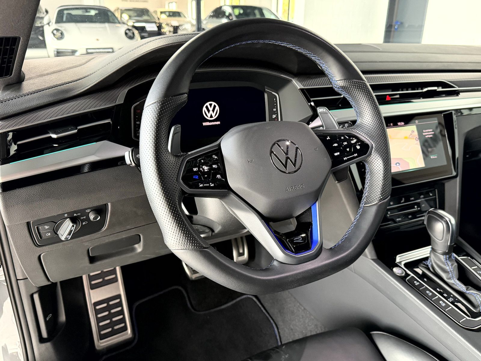 Volkswagen Arteon Shooting Brake R 2.0 TSI IQ Pano HUD AHK foto 14