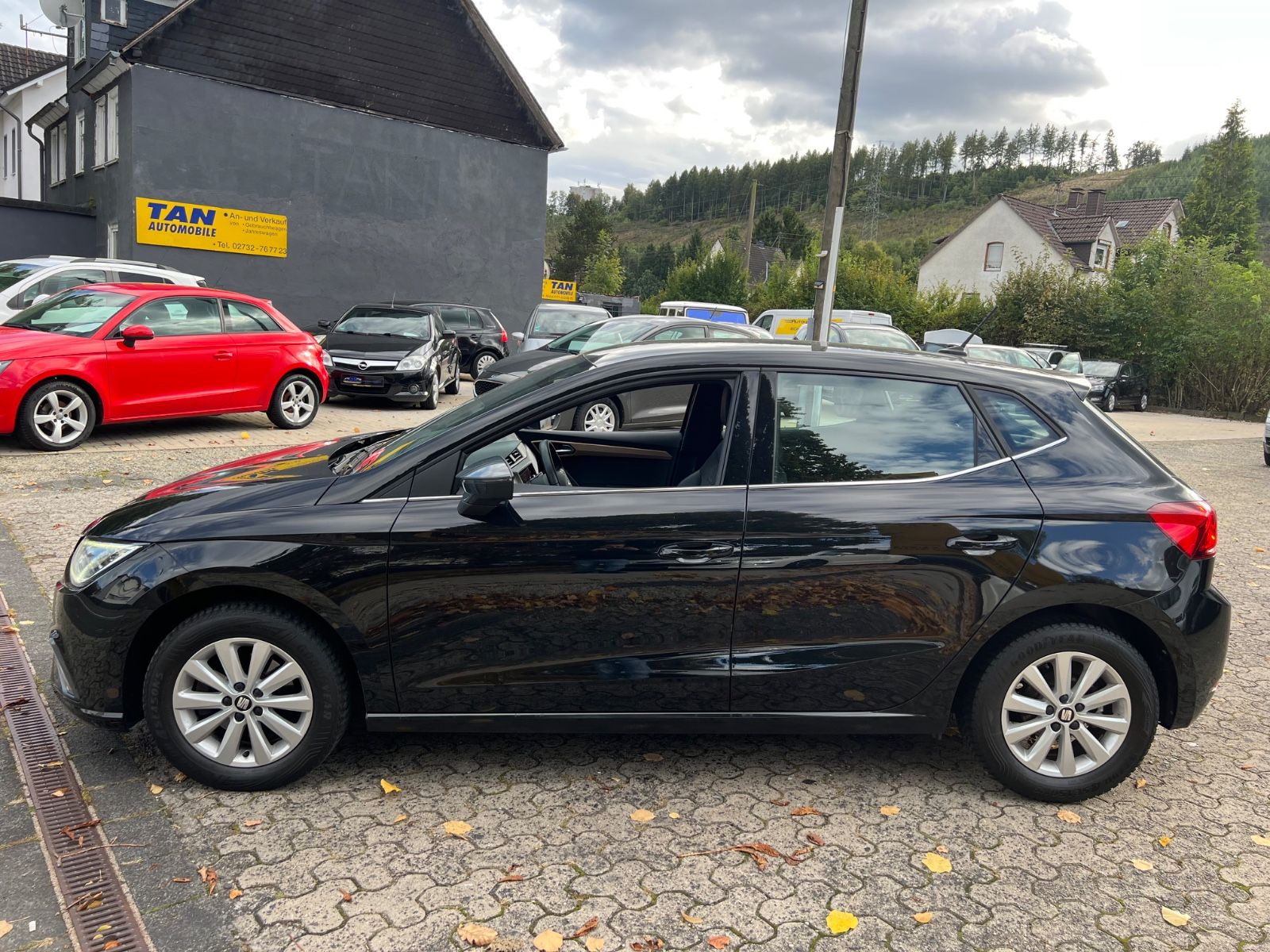 Fahrzeugabbildung SEAT Ibiza Xcellence Sport DSG *KEYLESS*ALCANTARA*LED
