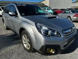 Subaru OUTBACK 2,0 Trend Schiebedach*Leder*Navi*Ahk - Subaru Outback Gebrauchtwagen in Berlin