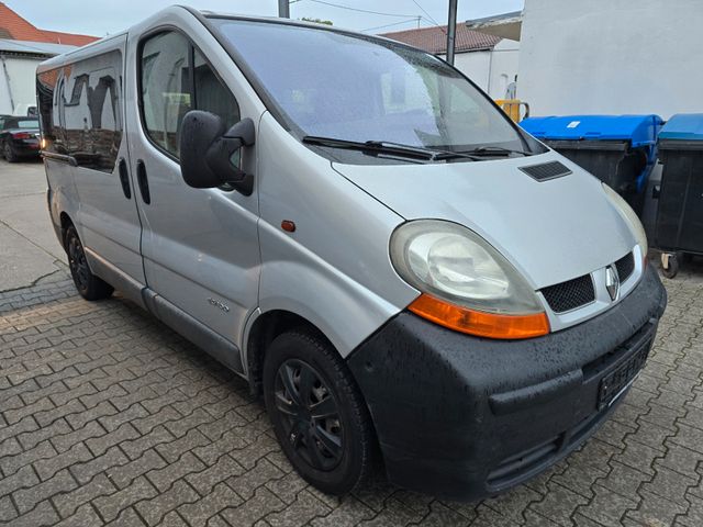 Renault Trafic Combi L1H1 2,7t  verglast Klima