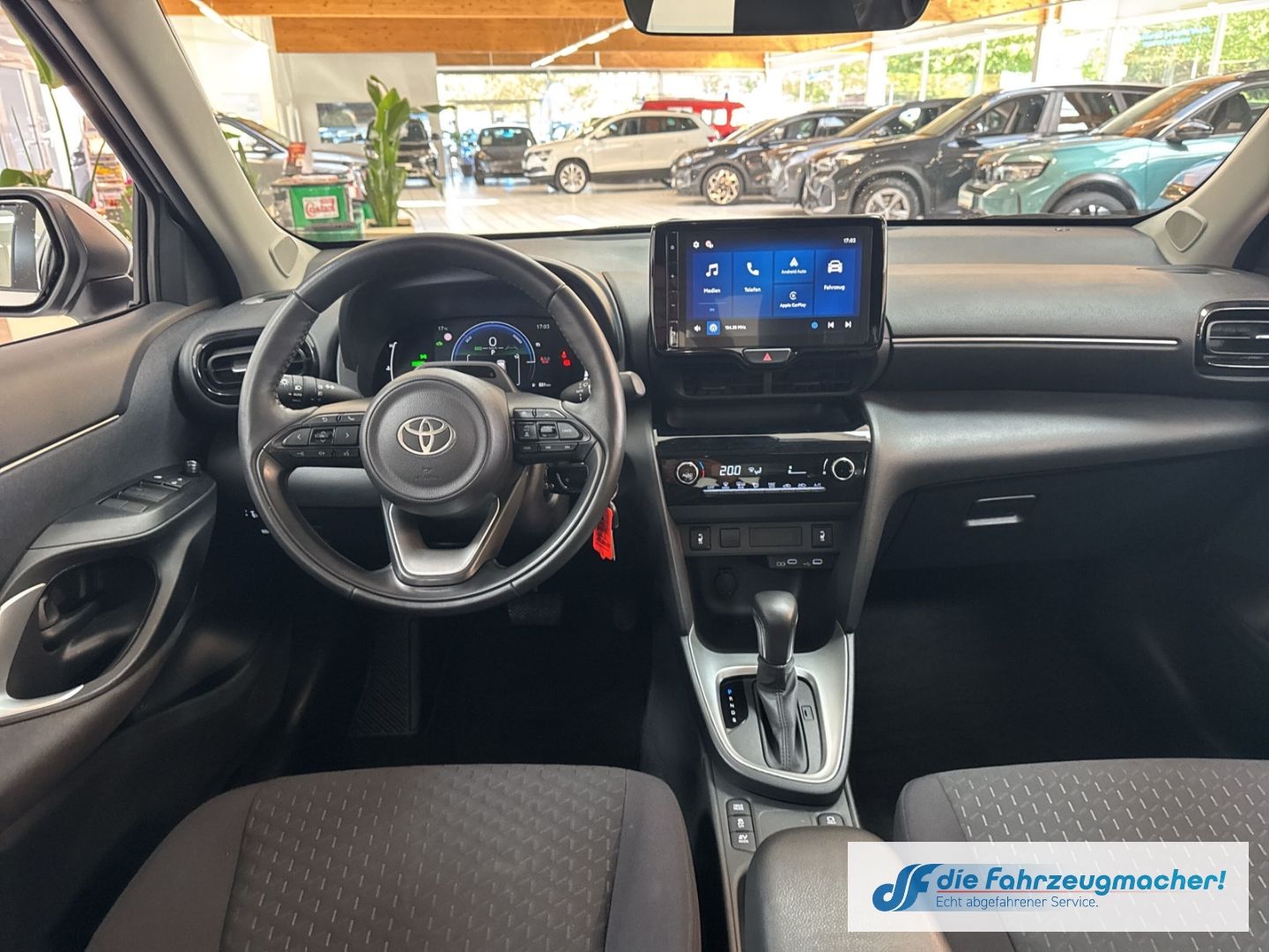 Fahrzeugabbildung Toyota Yaris Cross Hybrid FWD Comfort ACC DAB Spurhalte