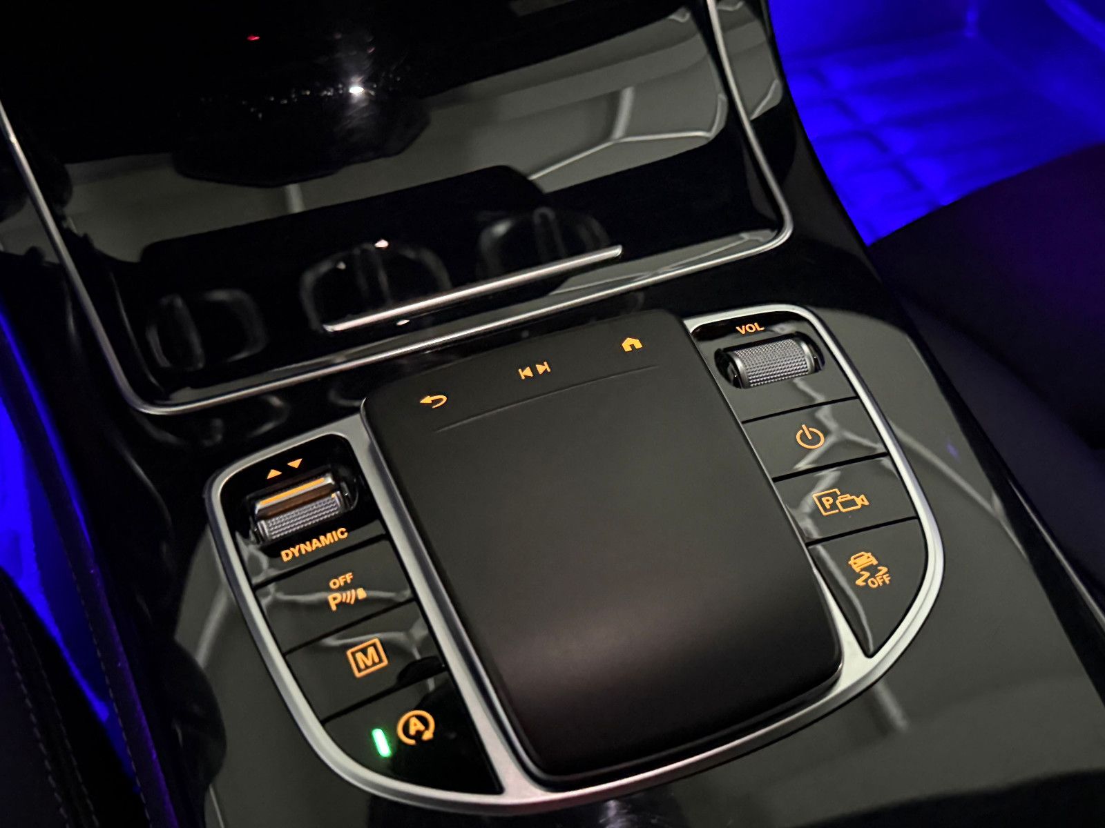 Fahrzeugabbildung Mercedes-Benz GLC 400 d 4Matic AMG-LINE/AMBIENTE+/360*/MEMORY