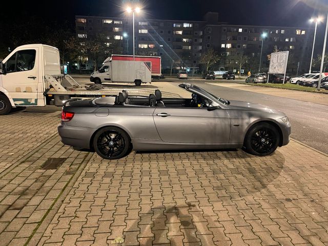 BMW Bmw 320i Cabrio E93