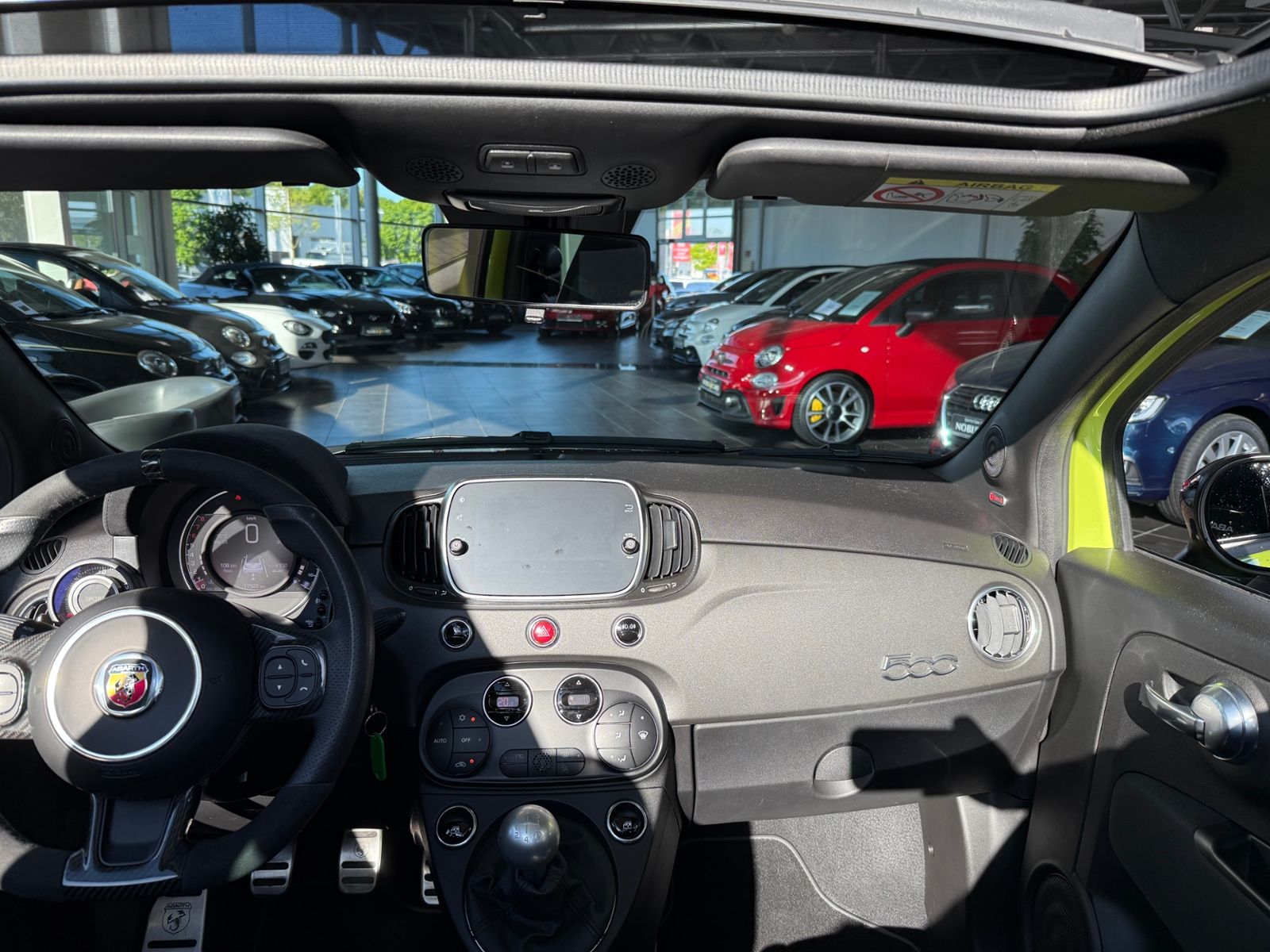 Fahrzeugabbildung Abarth 595 C Competizione BEATS KLIMA NAVI ALU