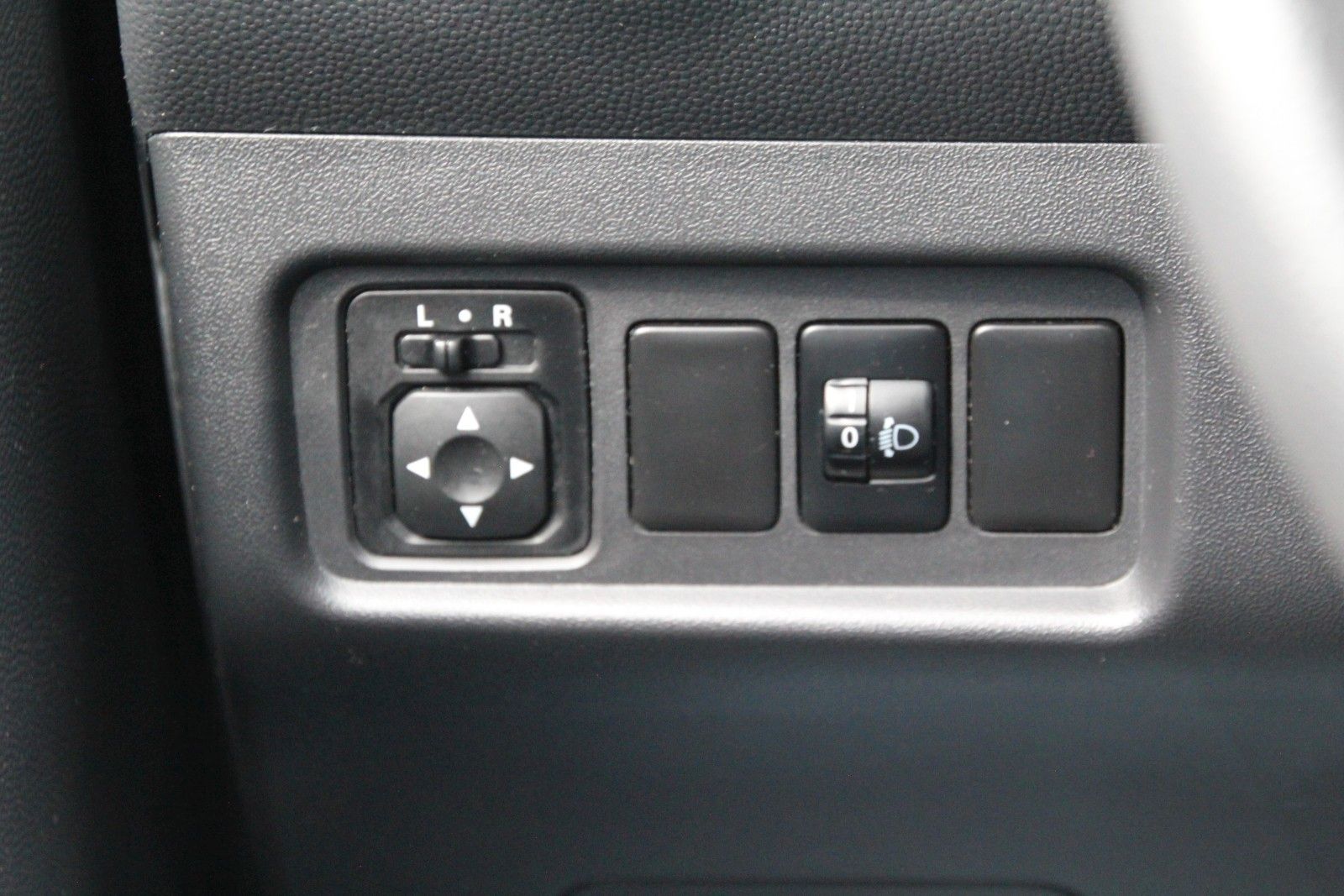 Fahrzeugabbildung Mitsubishi Space Star Diamant Edition