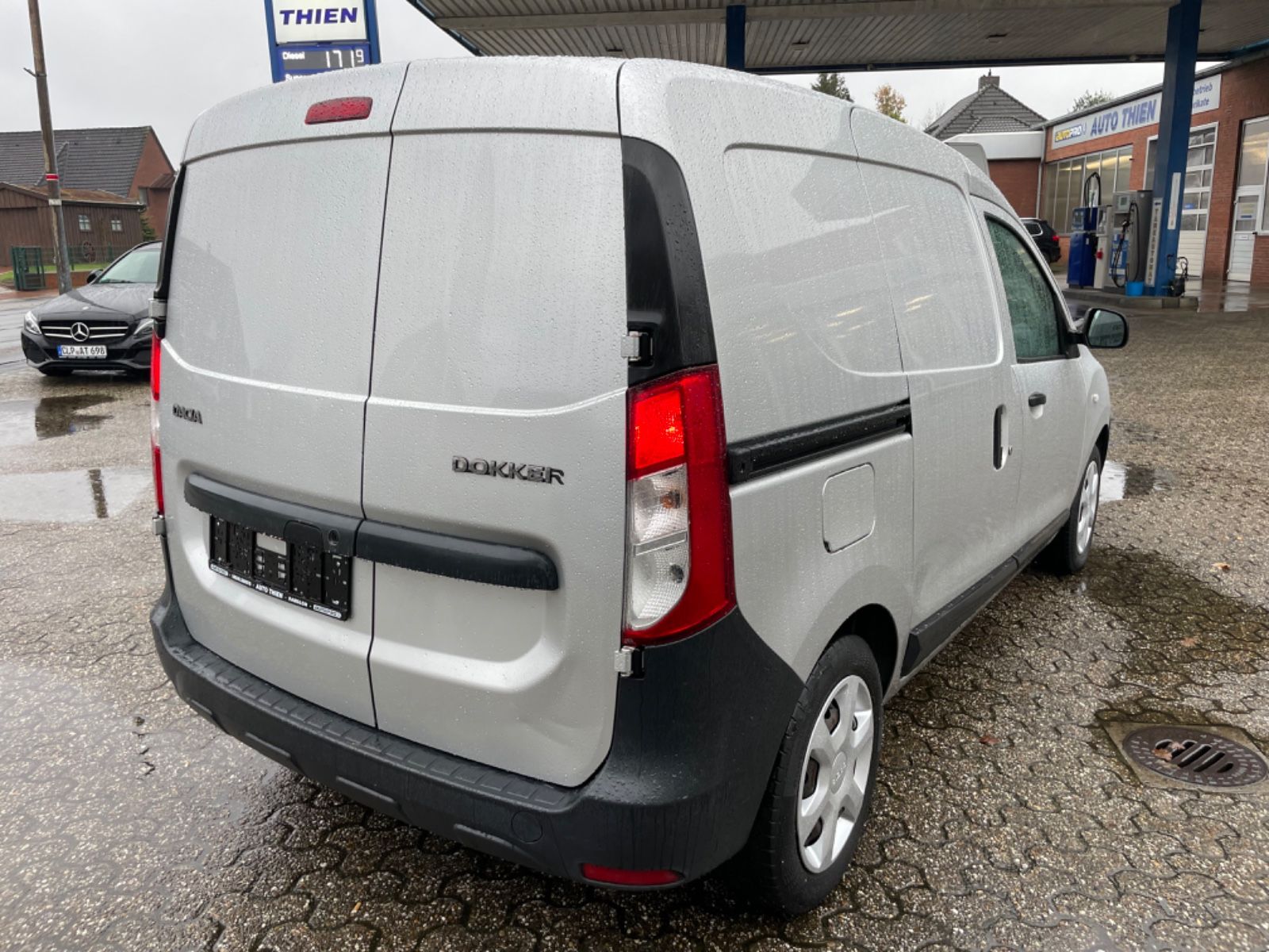 Fahrzeugabbildung Dacia Dokker Express 1.5 dCi 75 eco Ambiance Bluetooth