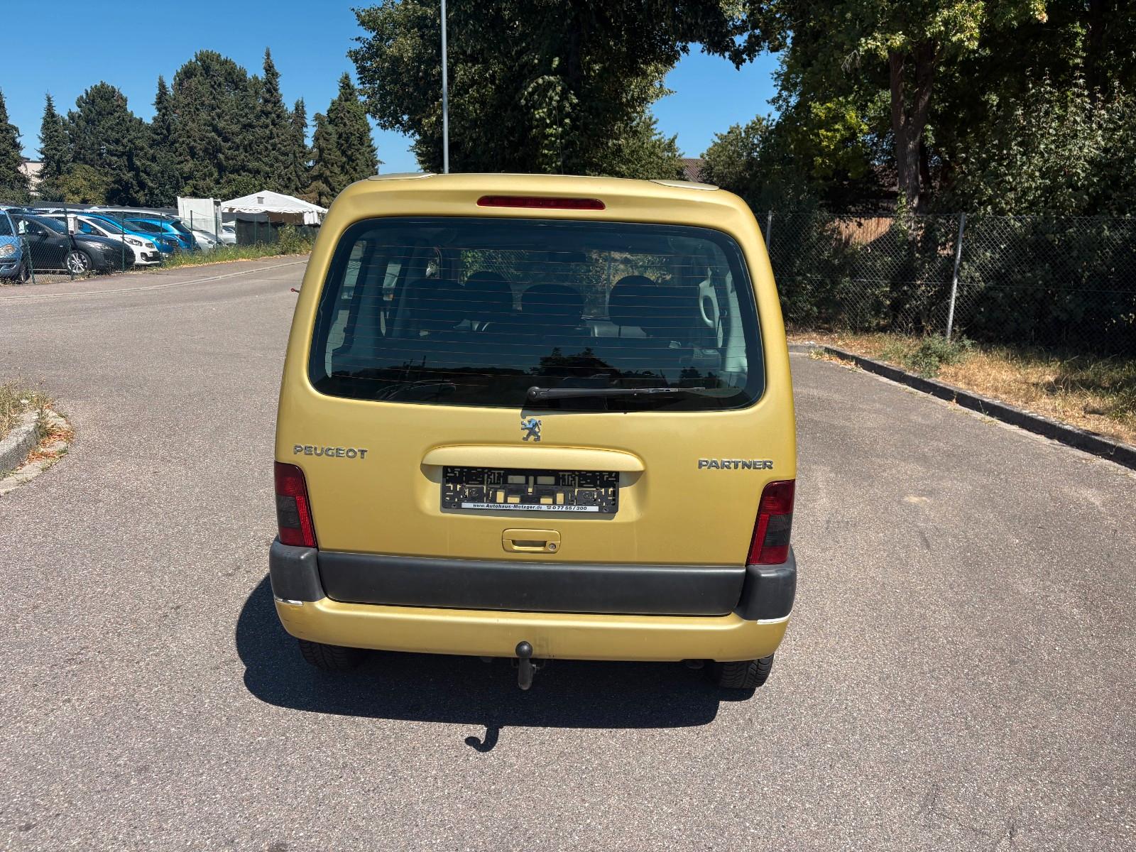 Peugeot Partner 2,0 Diesel Klima AHK 5 Sitzer