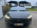 Tesla Model X90D Dual/Motors AWD 525PS 2-SEATS/VAN/LKW - Tesla Gebrauchtwagen von 2017