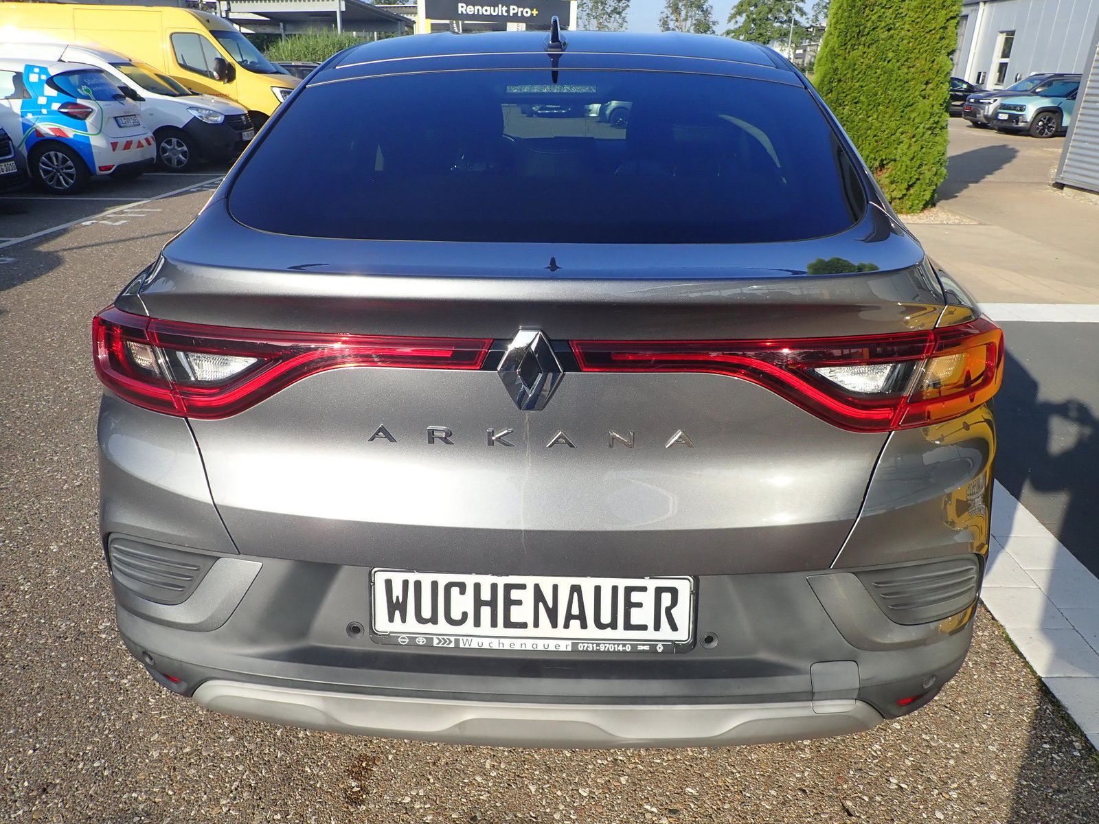 Fahrzeugabbildung Renault Arkana INTENS TCe 140 EDC (M