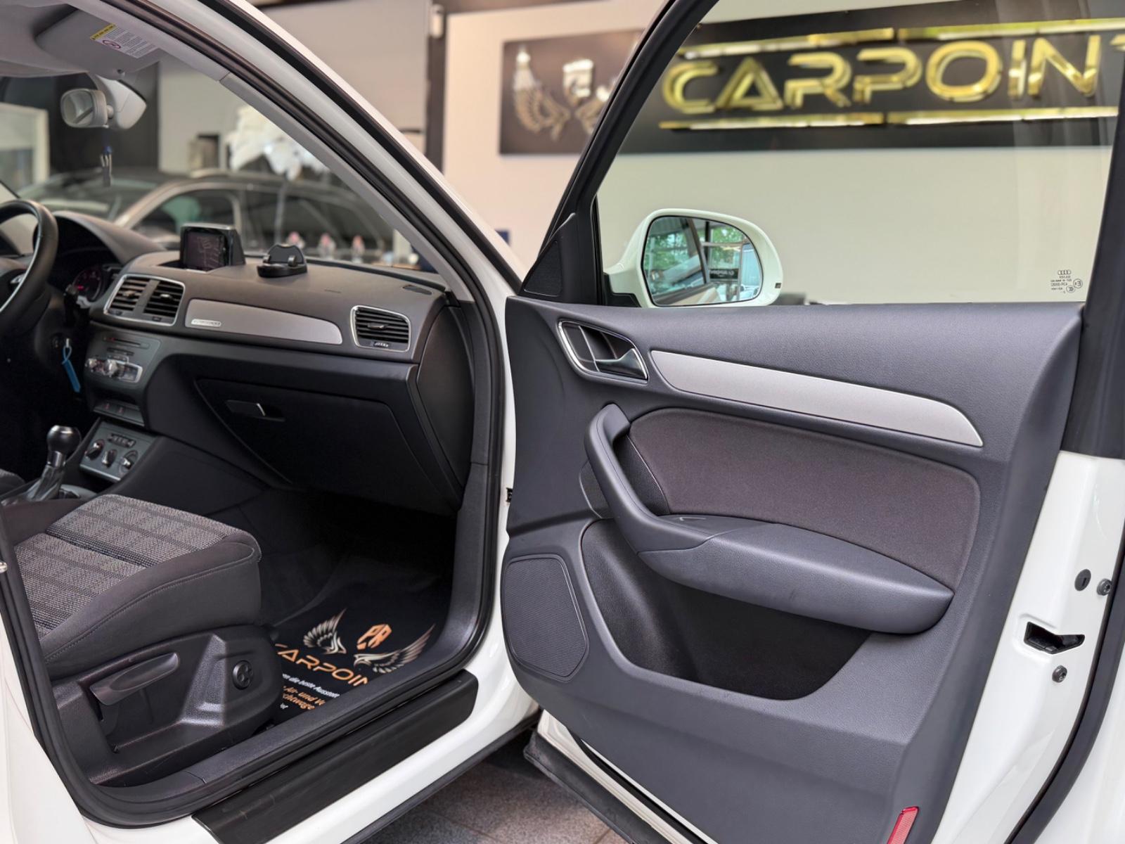 Audi Q3 2.0 TDI Quattro/Xenon/LED/Navi/BT/SHZ/