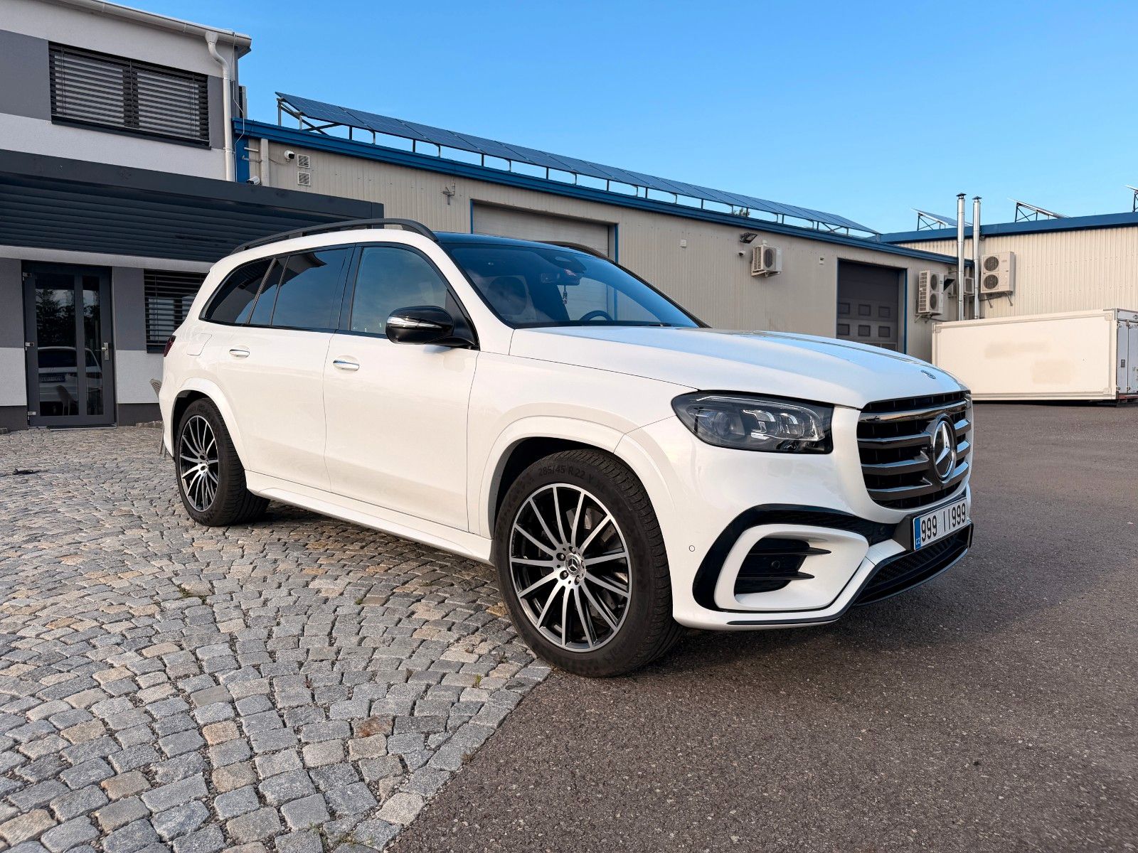 MERCEDES-BENZ GLS 450 d 4MATIC - E-ACTIV BODY - VOLL -Garantie