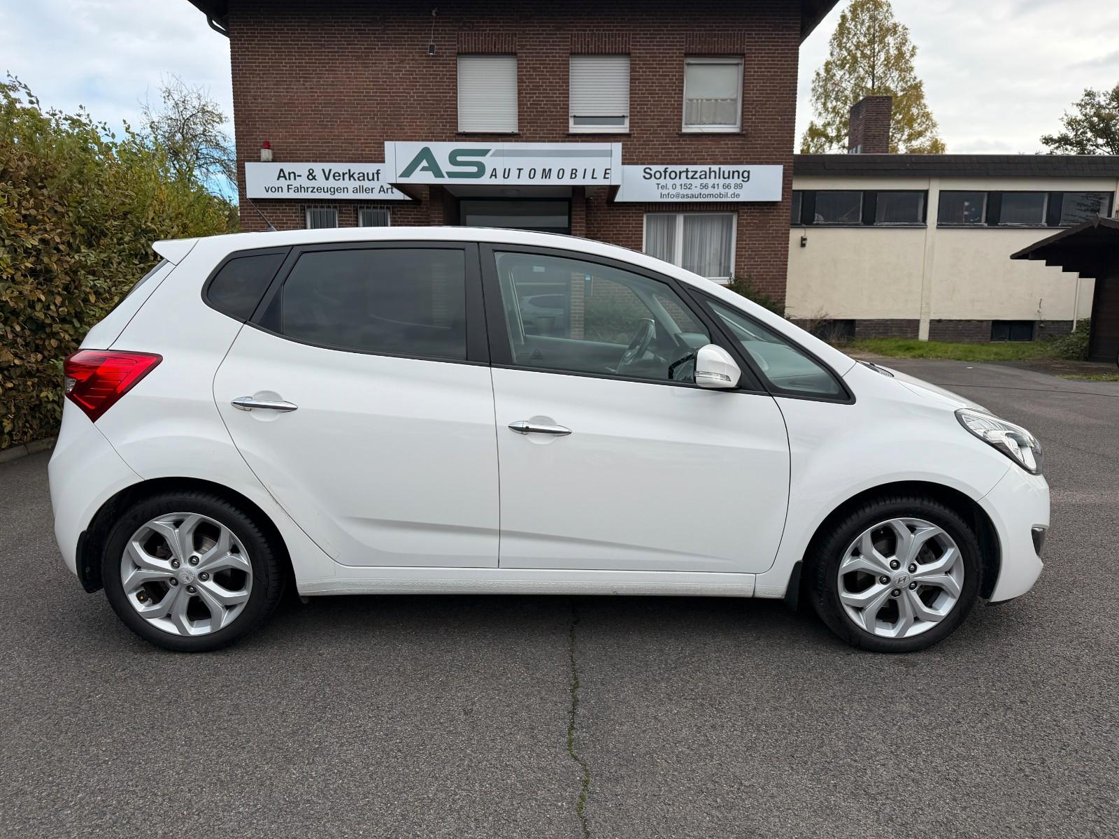 Hyundai ix20 2011 — engine 1.396 cm³, 90 HP (66kW)