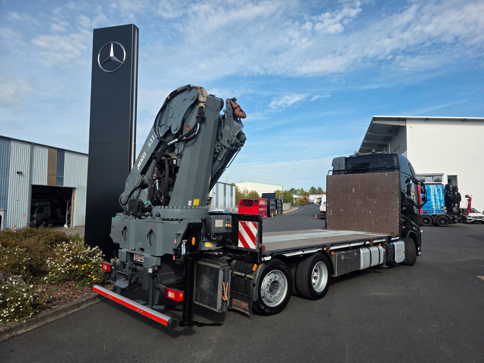 Fahrzeugabbildung Volvo FH 500 6x2 Heckkran MKG HLK 531 HP a5 Funk