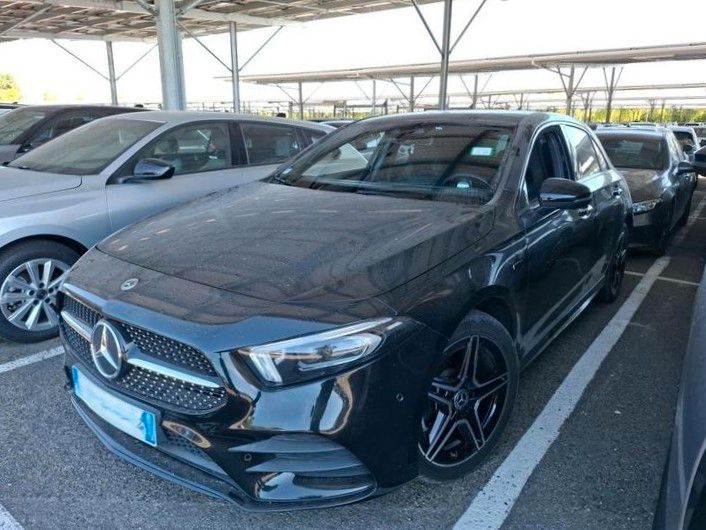 Mercedes-Benz A AMG LINE A250e 8G-DCT AMBI*KAM360*MBEAM*PANO