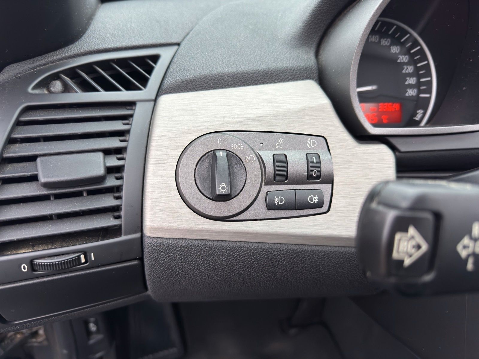 Fahrzeugabbildung BMW Z4 ROADSTER 2.5i LEDER KLIMA SITZH MEMORY 1.HD