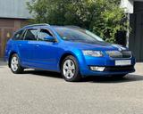 Skoda Octavia Combi 2.0 TDI DSG - Skoda Gebrauchtwagen in Reutlingen