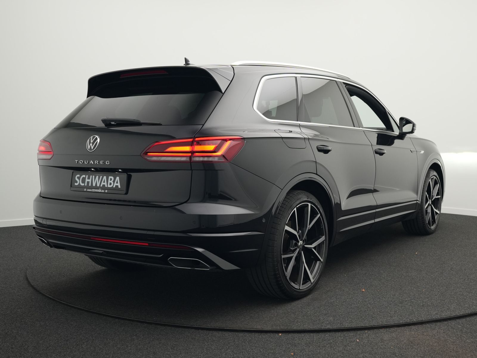 Volkswagen Touareg R-Line 3.0 TDI DSG 4M*AHK*StdHz*KAM*22* imagem 3
