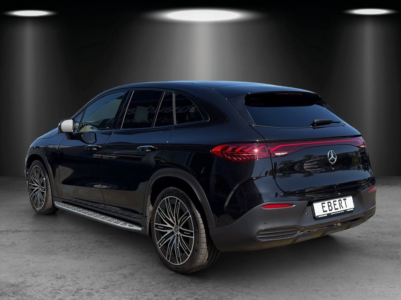Fahrzeugabbildung Mercedes-Benz EQE500 SUV AMG Prem+ AIRMATIC Masage AHK 22kw TV