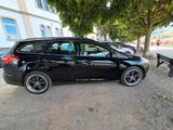 Ford Biete gebrauchten Ford Focus Tunier 1,5l E... - Ford Focus Tunier Gebrauchtwagen