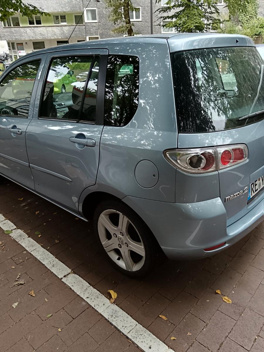 Mazda 2 1.4 16V Exclusive 