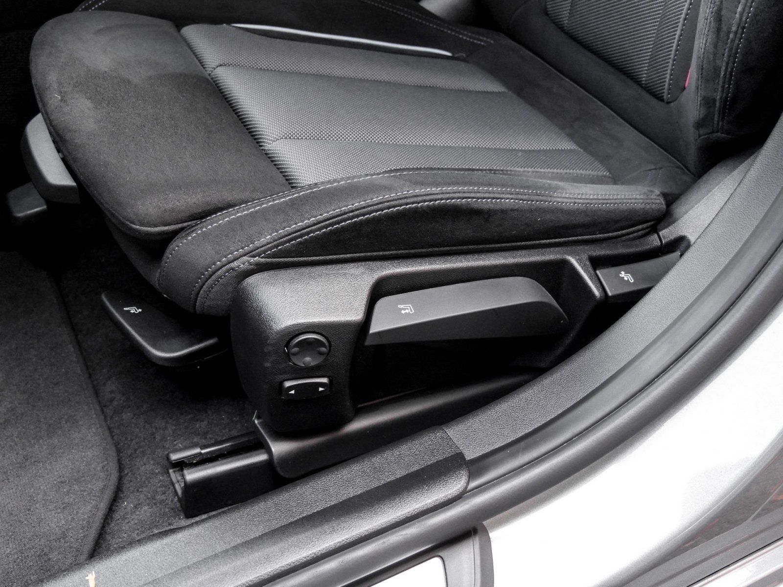 BMW 320 - Bild 14
