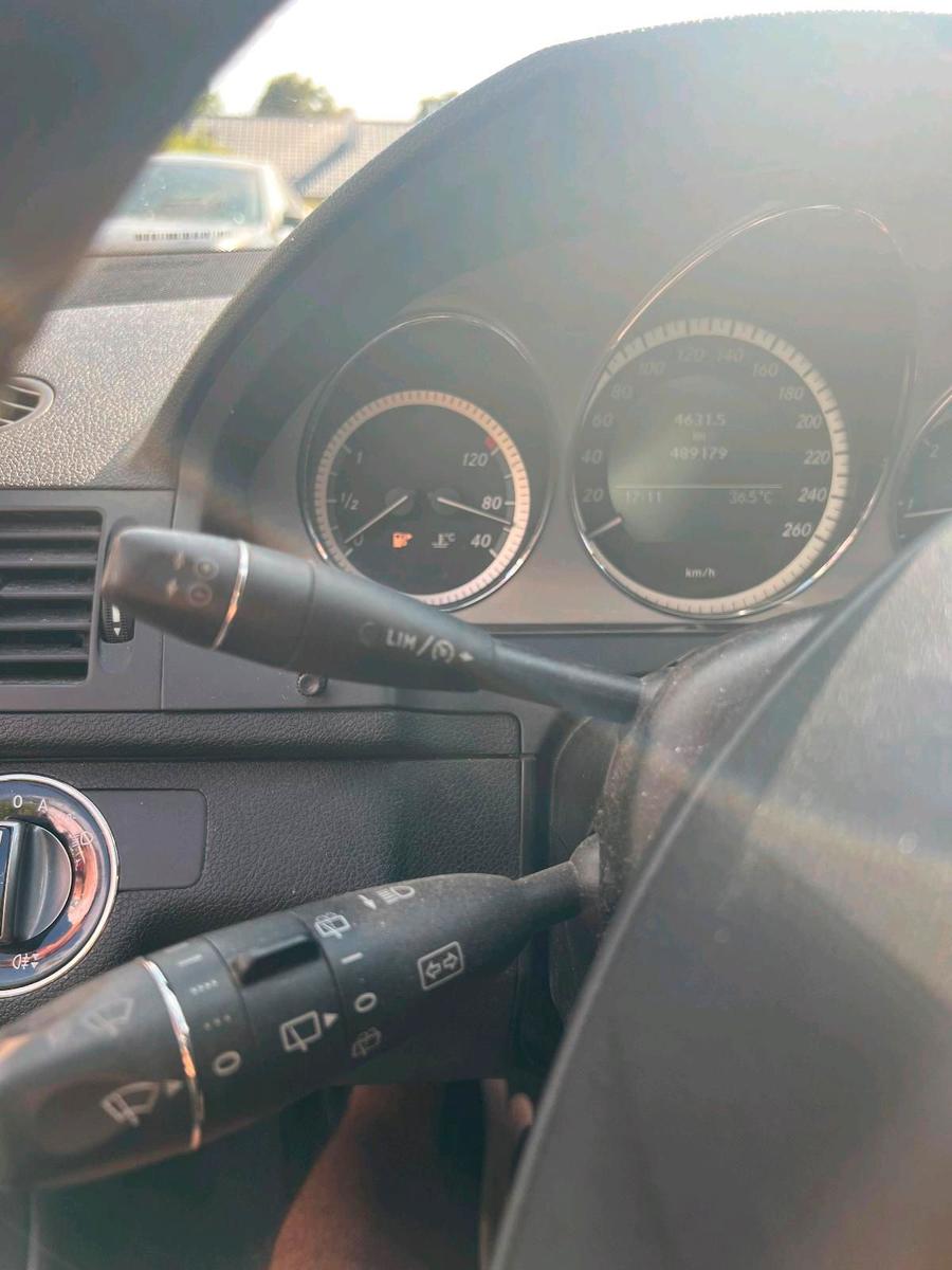 Mercedes-Benz C220 2009 — photo 6