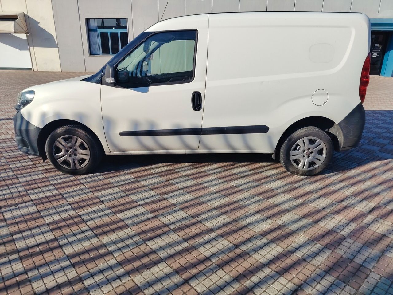 Fiat Doblo Doblò 1.3 MJT S&S PC-TN Cargo Lounge  imagem 2