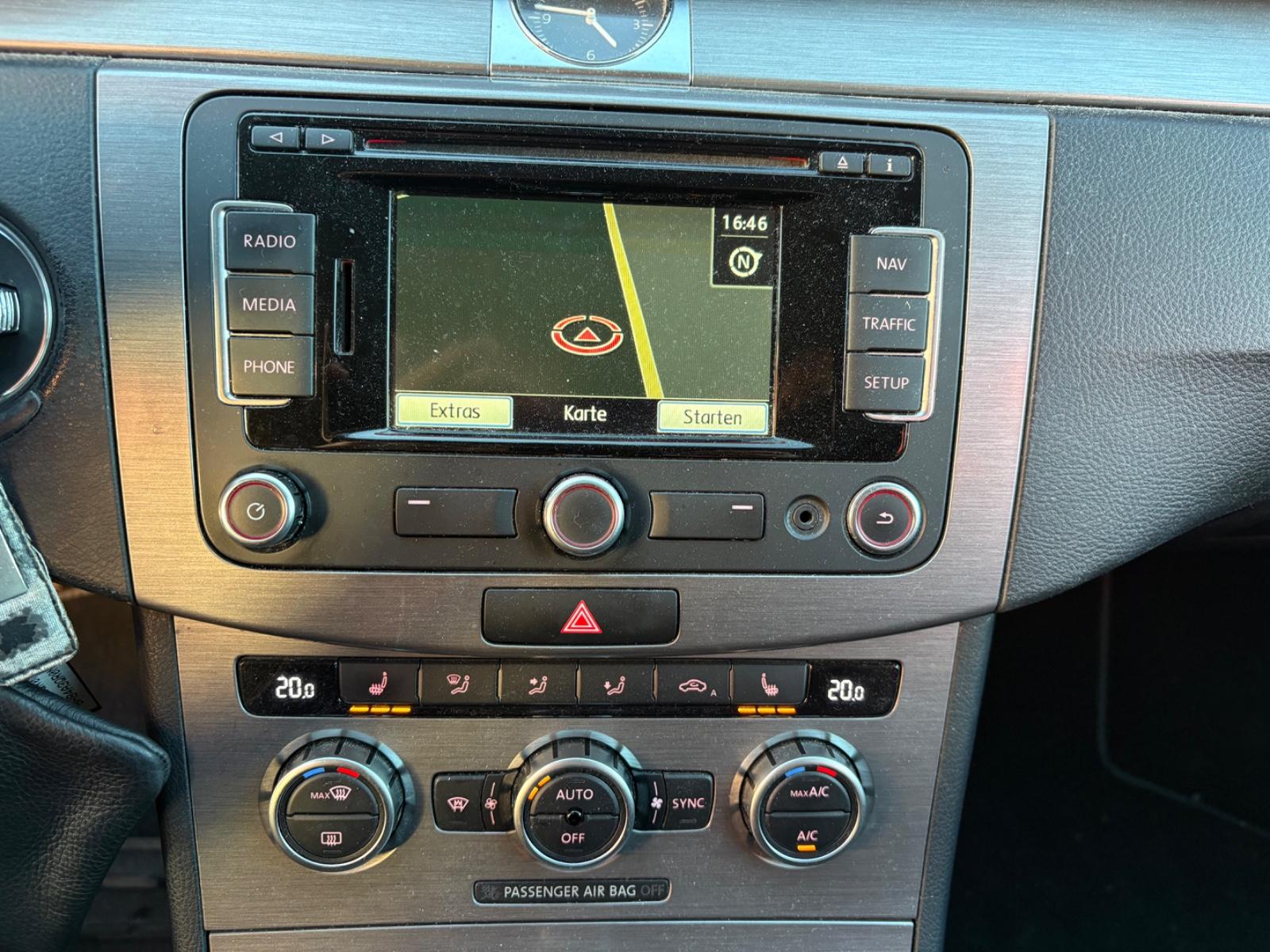 Volkswagen Passat 2014 — photo 10