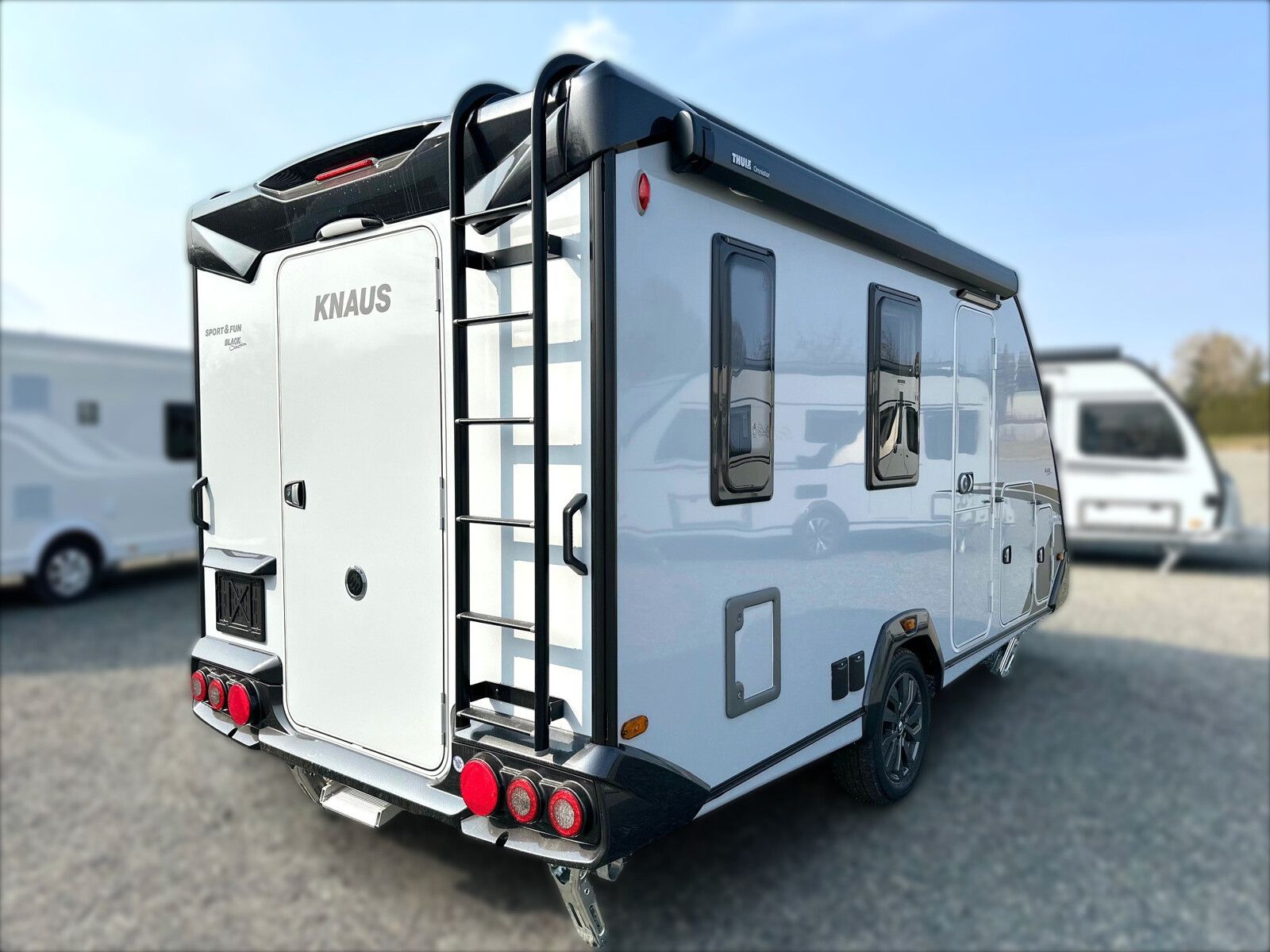 Fahrzeugabbildung Knaus Sport & Fun BLACK SELECTION 480 QL Klima Markise