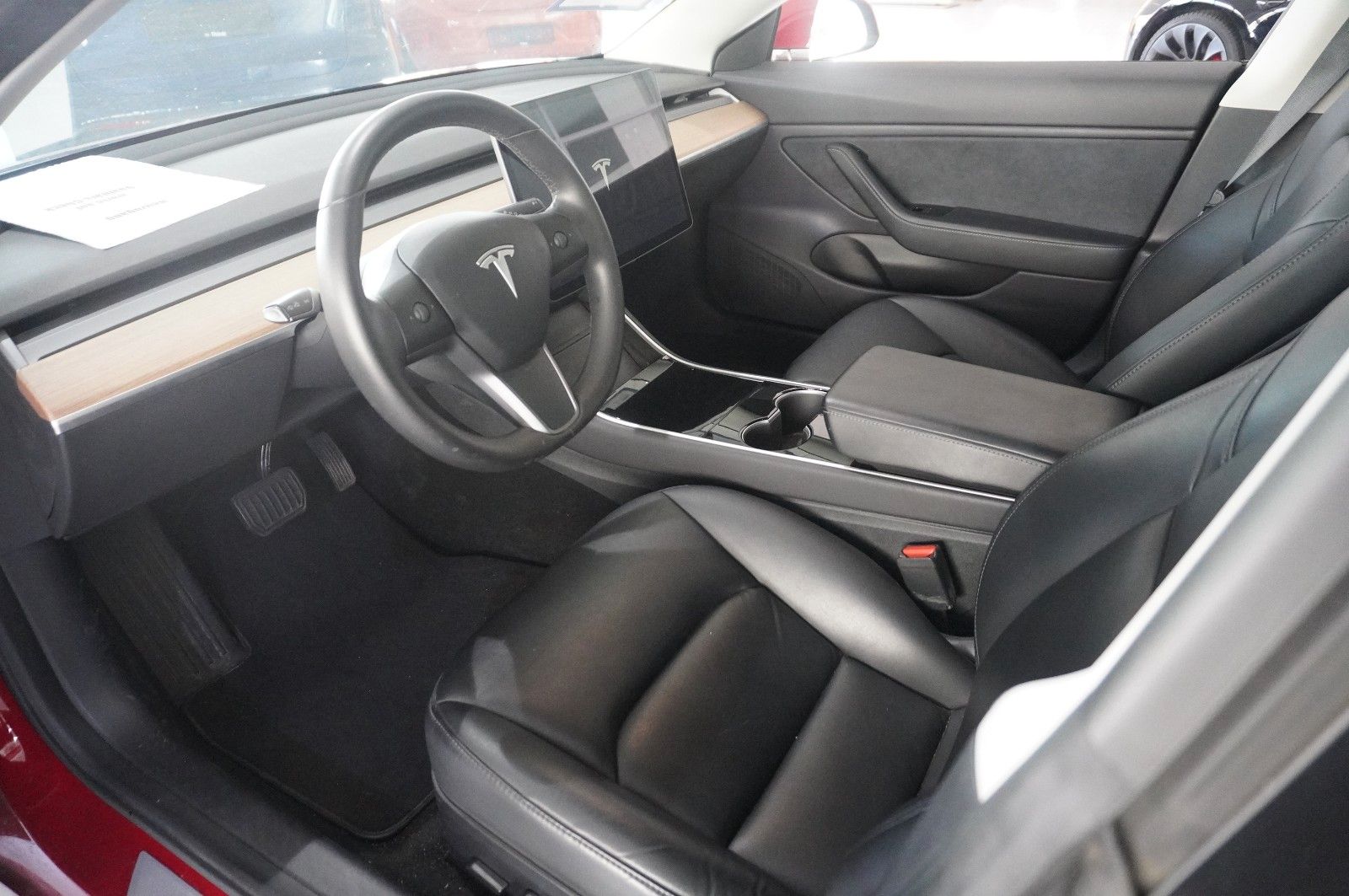 Fahrzeugabbildung Tesla Model 3 Standard Range Plus NAVI/KAMERA/SH/PANO