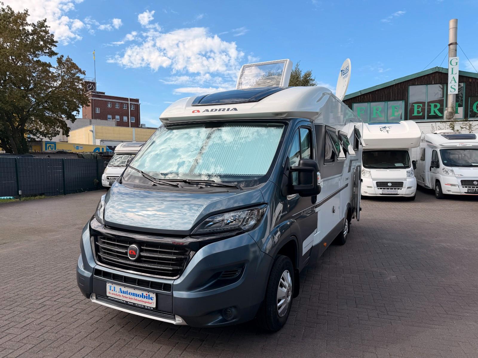Adria Compact DL Plus Einzelbetten/Solar/Kamera/Navi
