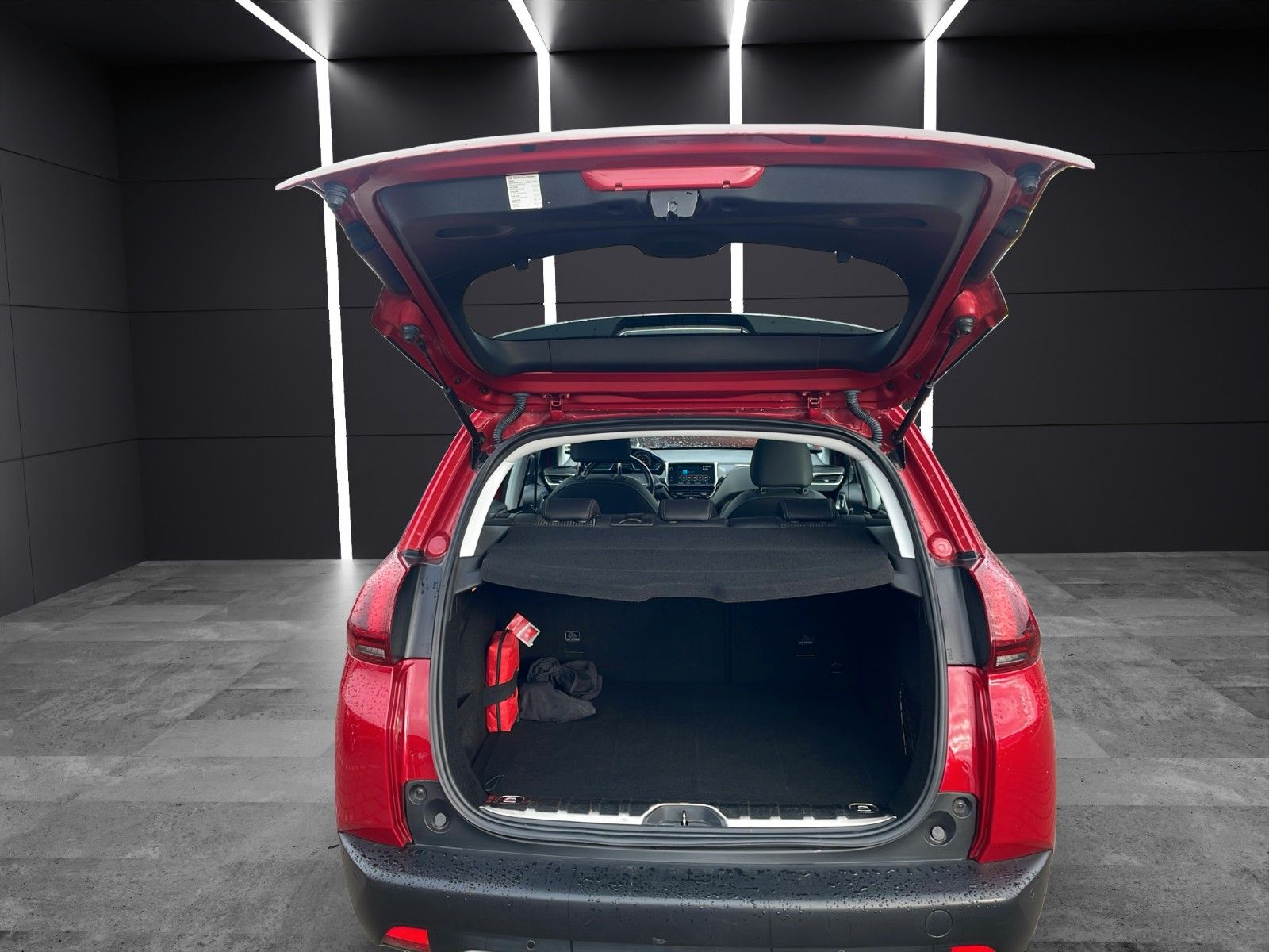 Fahrzeugabbildung Peugeot 2008 Allure*Pano*Navi*SitzHZ*Kamera*PDC*