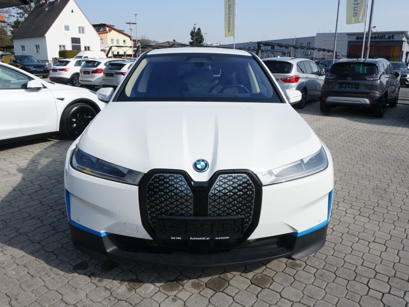 BMW iX xDrive 77 KW/h Aut. *TOPAUSSTATTUNG* imagem 2