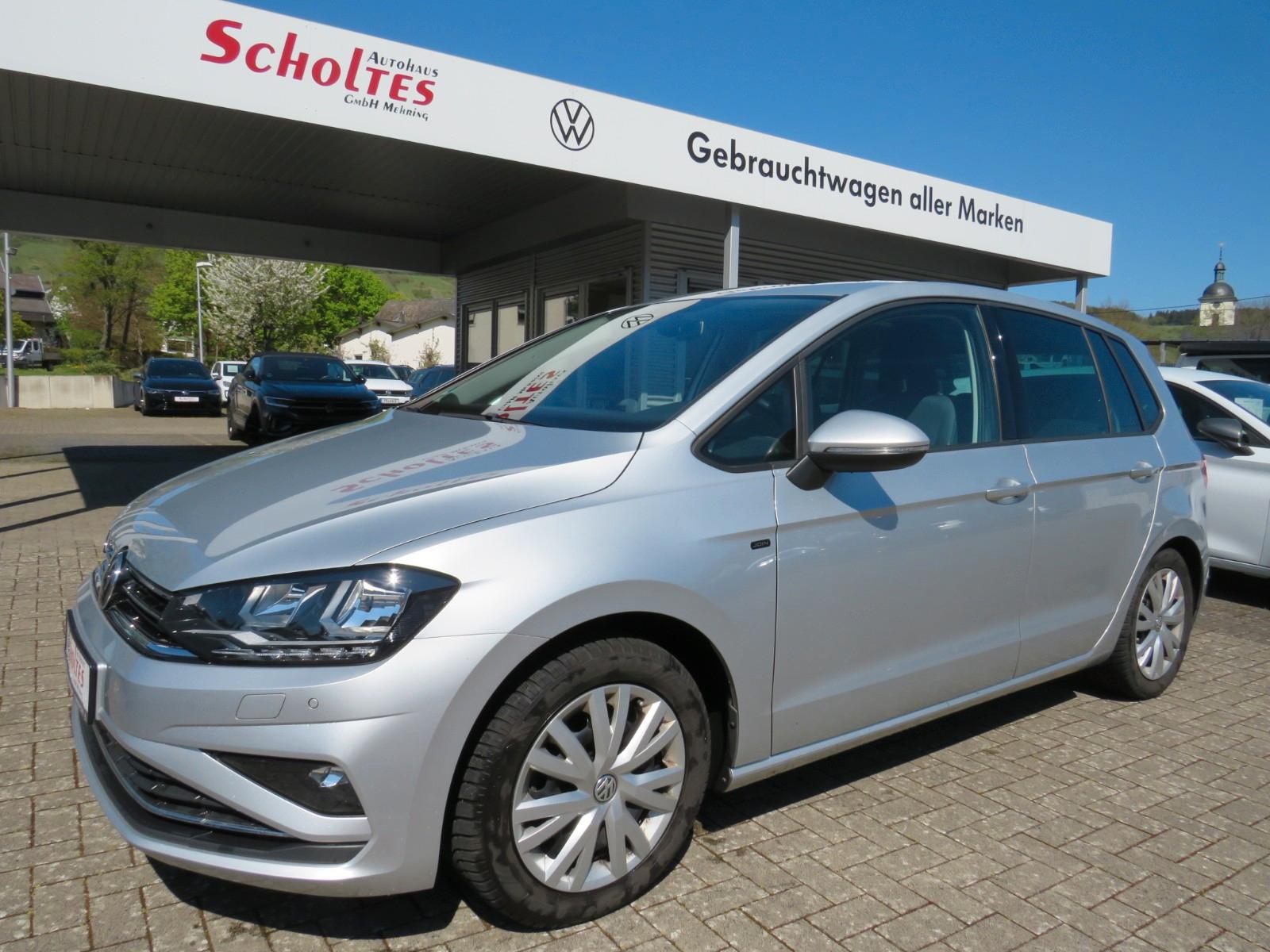 Volkswagen Golf Sportsvan JOIN 1,5 TSI PANO NAVI APP PARKS
