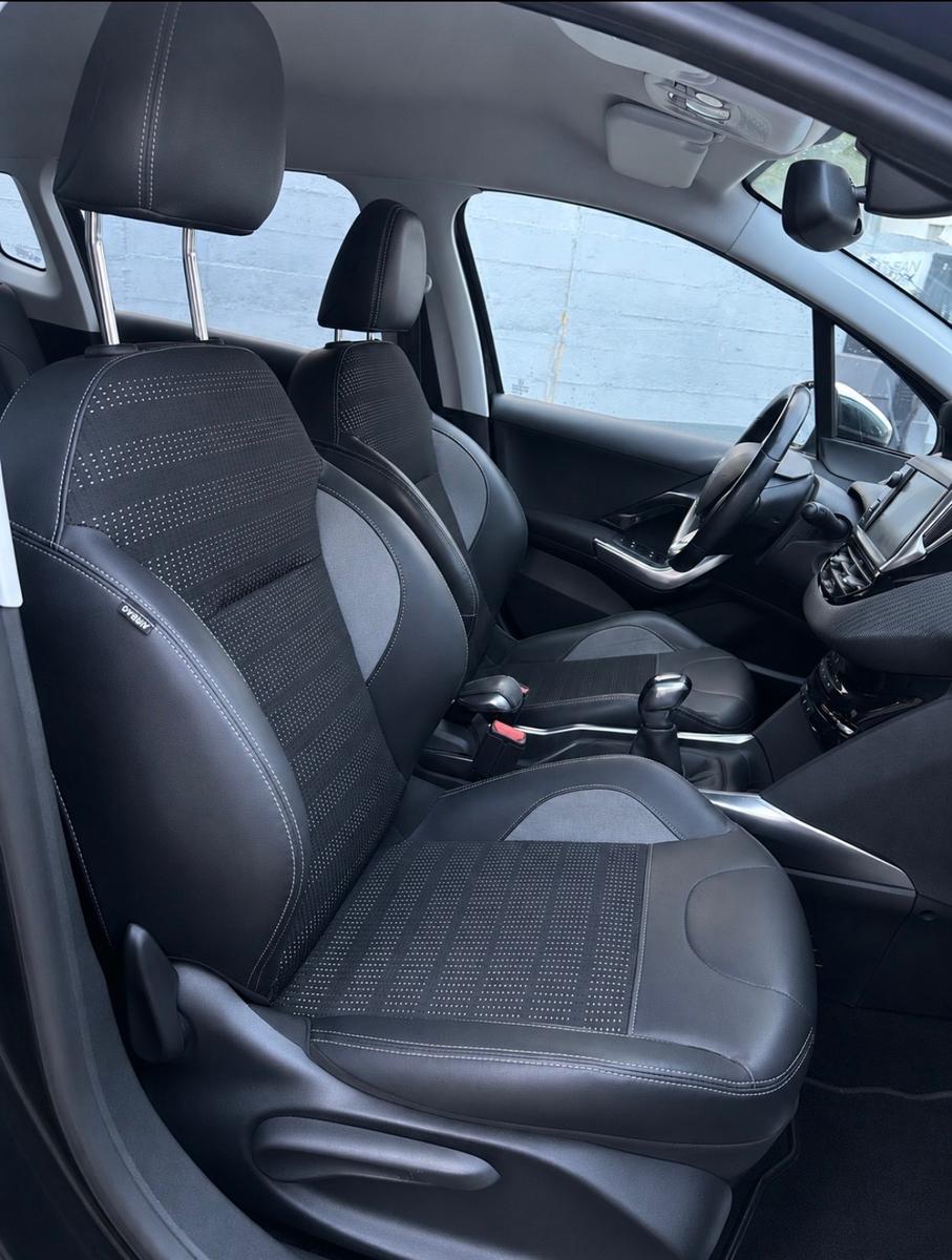 Peugeot 2008 Allure 120 VTi Allure