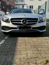 Mercedes-Benz E 220 d AVANTGARDE Autom. AVANTGARDE