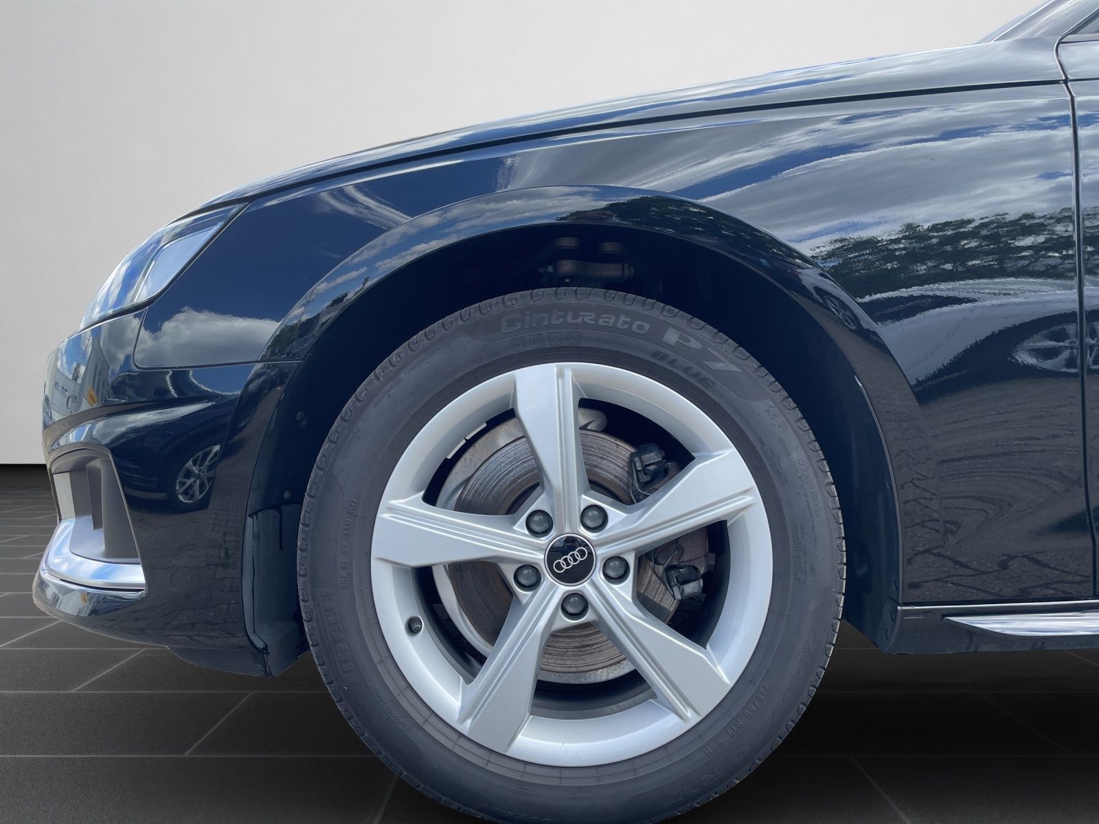Audi A4 - Bild 7