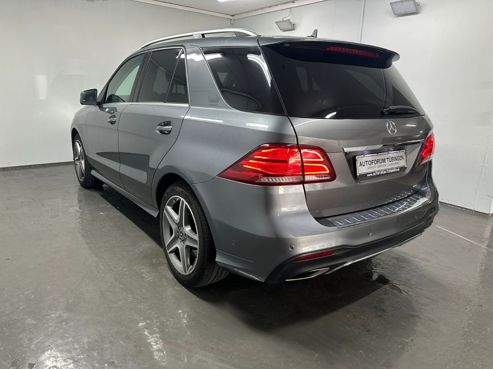 Fahrzeugabbildung Mercedes-Benz GLE 500 4MATIC AMG*PANO*360*SDH*DISTRO*AHK*