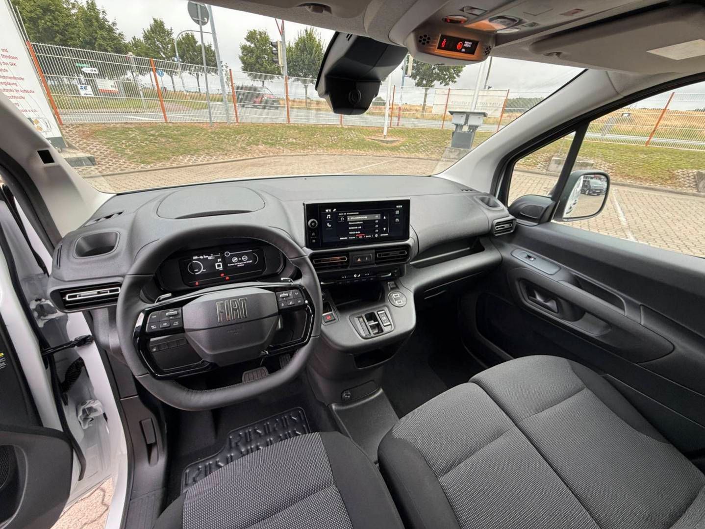 Fahrzeugabbildung Fiat Doblo XL ELEKTRO