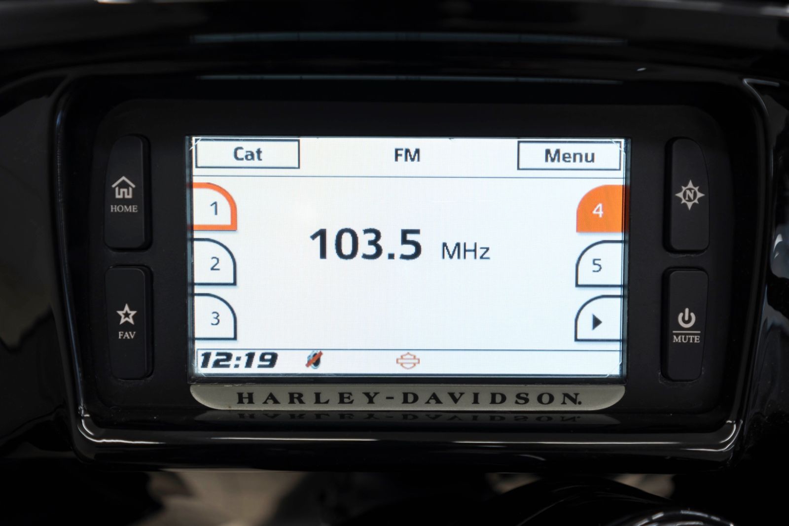 Fahrzeugabbildung Harley-Davidson FLTRXS ROAD GLIDE SPECIAL
