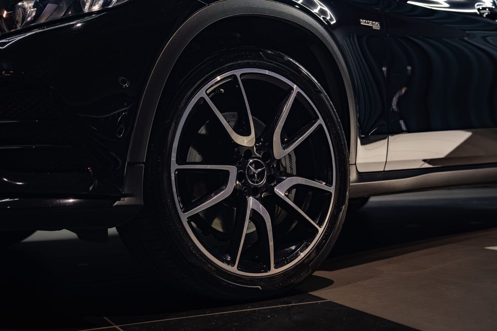 MERCEDES-BENZ GLC 43 AMG*PANO*AHK*BURM*ACC*MEMORY*Keyless* MERCEDES-BENZ GLC 43 AMG*PANO*AHK*BURM*ACC*MEMORY*Keyless*