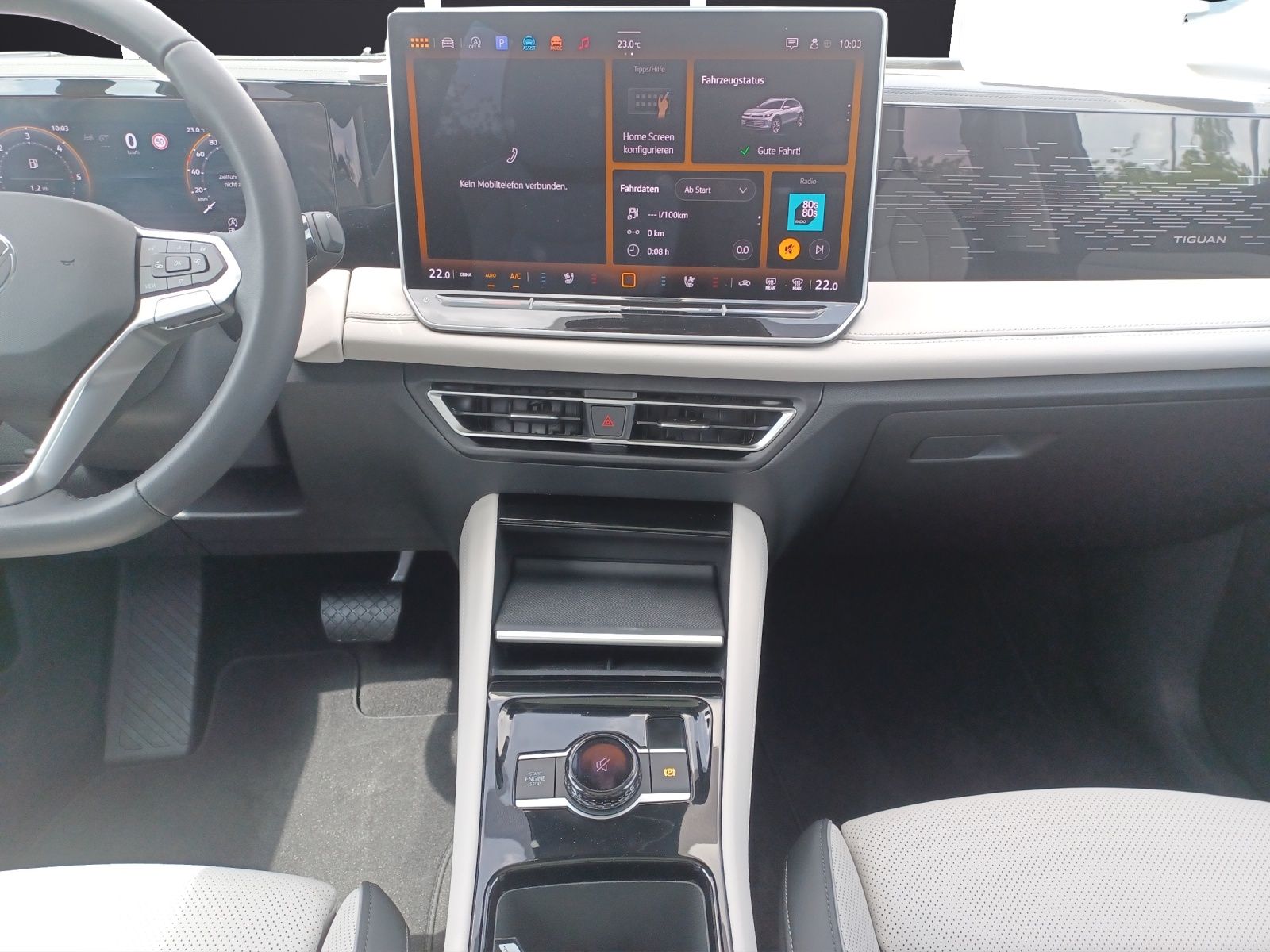 Fahrzeugabbildung Volkswagen Tiguan TDI Elegance IQ.Light Navi ACC AHK STHZ 4