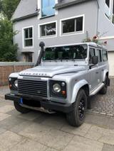 Land Rover Defender 110 TD4 Station Wagon E E - Land Rover Defender in Bonn