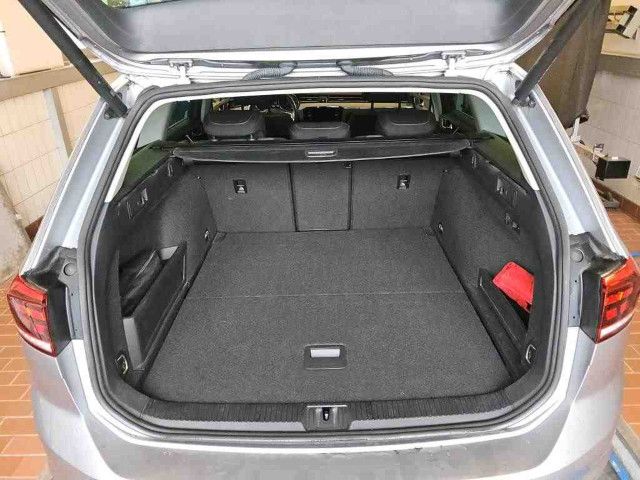 Volkswagen Passat Variant - Bild 11