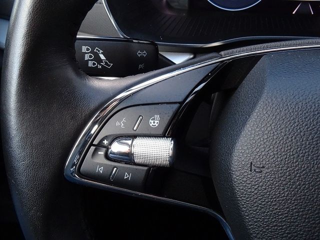 Octavia Combi 1.0 TSI Clever - LED / Navi / AHZV