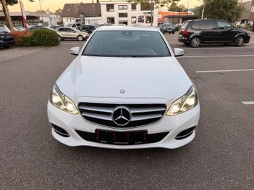 Mercedes E 200 - 2