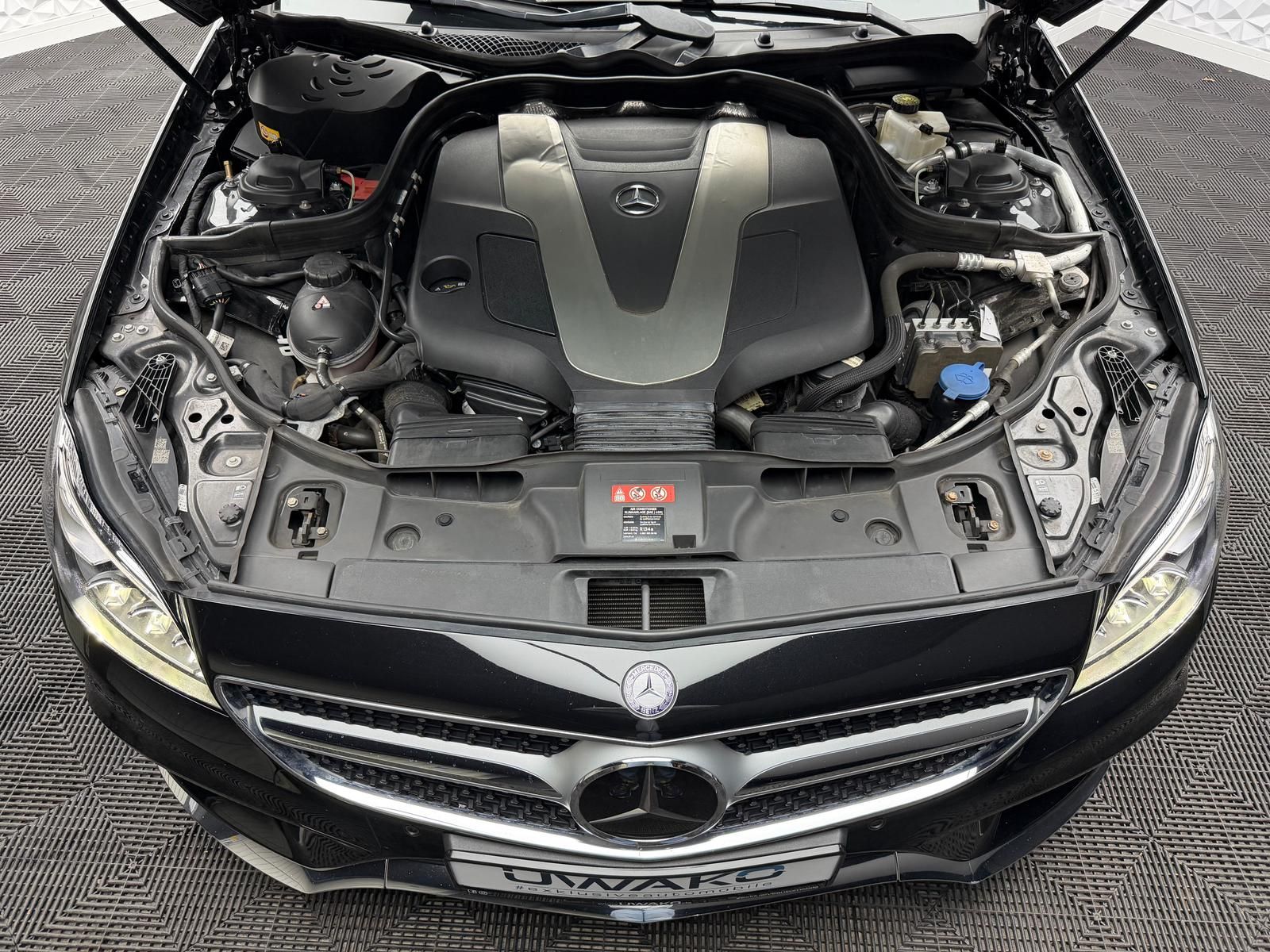 Fahrzeugabbildung Mercedes-Benz CLS 350 BLUETEC/AMG/AIRMATIC/ACC/NAV/KEYLES/360°